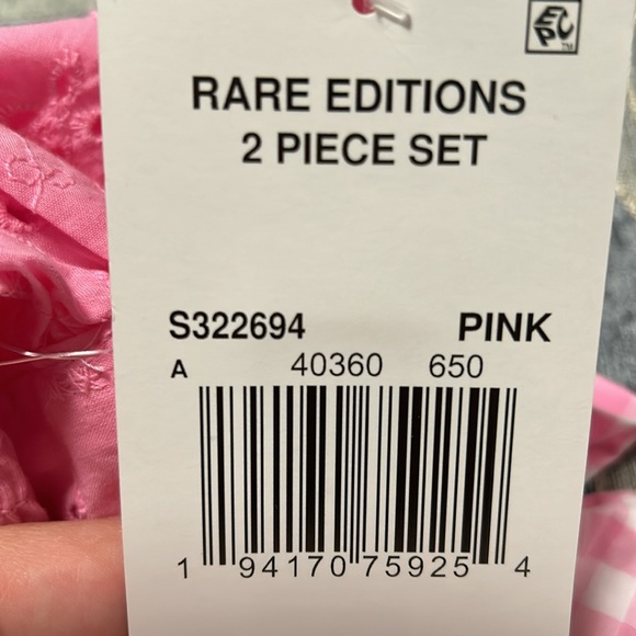 Girl size 6 - short puff sleeve top with matching short set - Picture 5 of 5